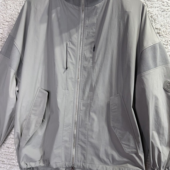 Under Armour x United Arrows Gray Sport Style Jacket Mens M Limited Japan Collab - Picture 6 of 10